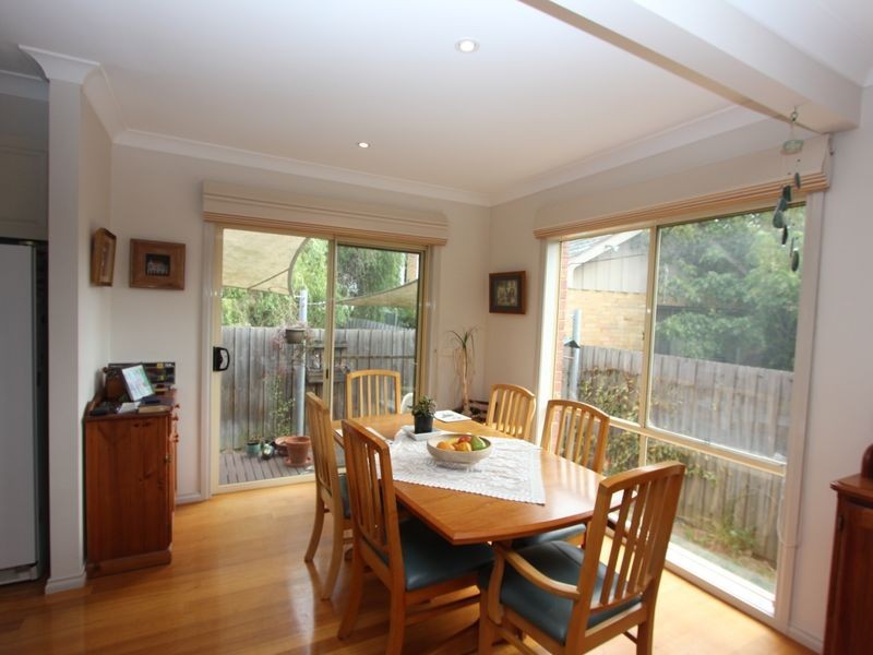 8 Melvin Street, Frankston VIC 3199