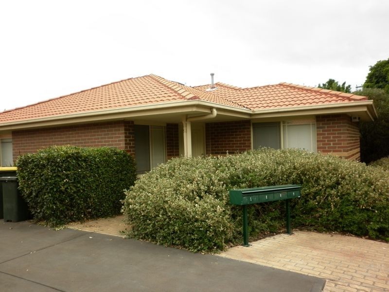 1/2 Spray Street, Frankston VIC 3199