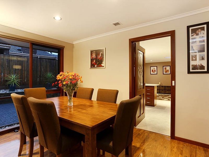 12 Peter Court, Langwarrin VIC 3910