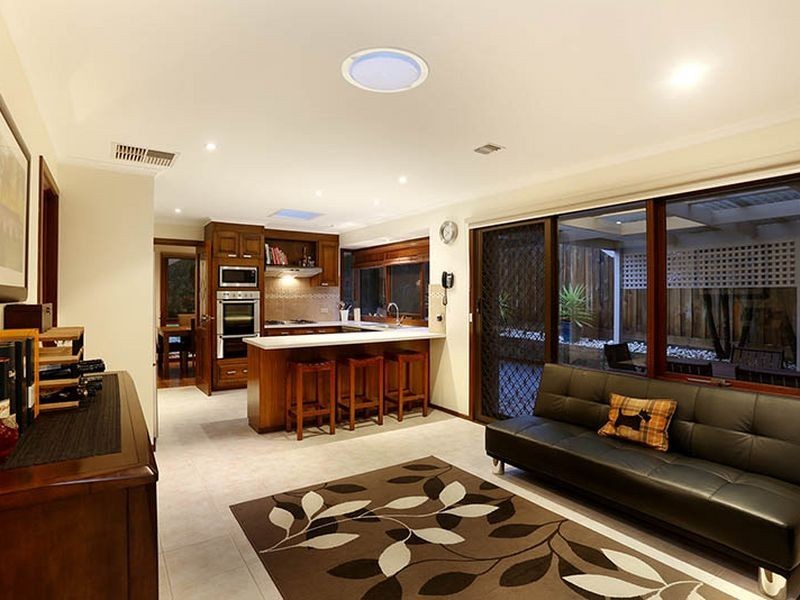 12 Peter Court, Langwarrin VIC 3910