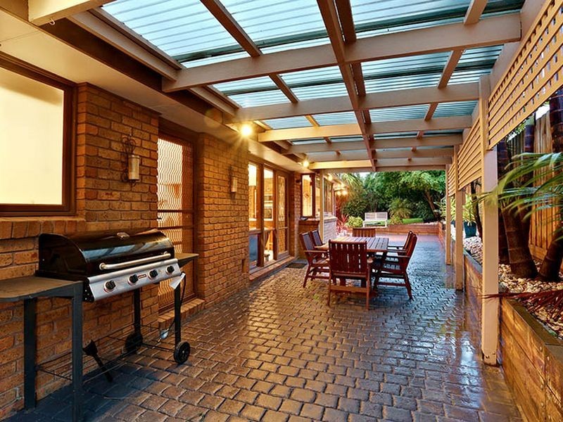 12 Peter Court, Langwarrin VIC 3910