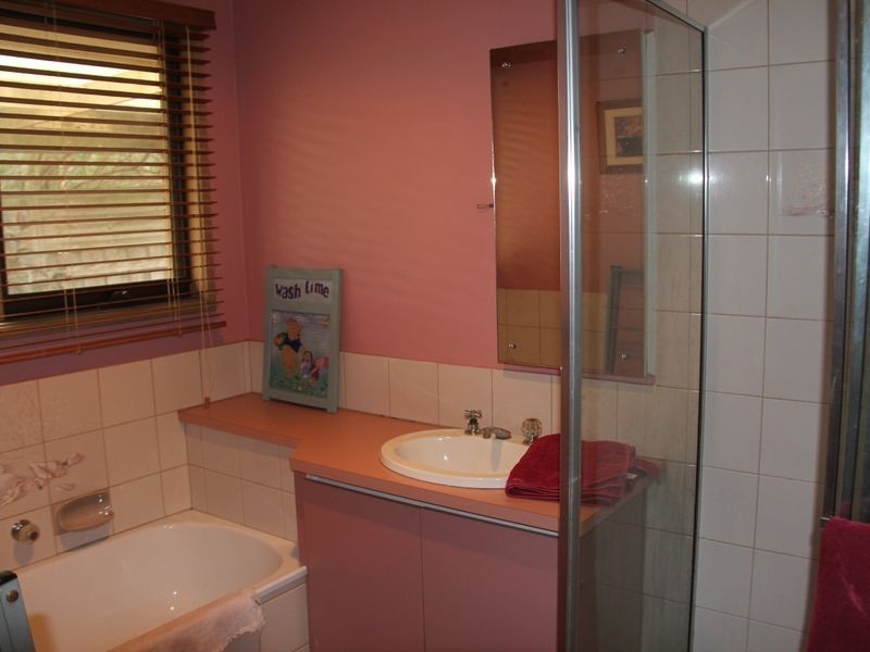 13 Dunrobin Court, Carrum Downs VIC 3201