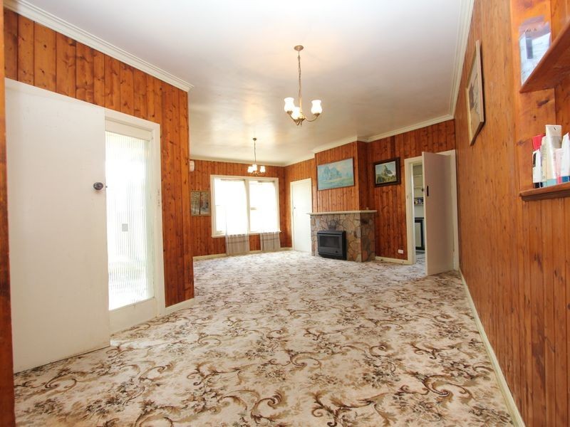 109 Kananook Avenue, Seaford VIC 3198