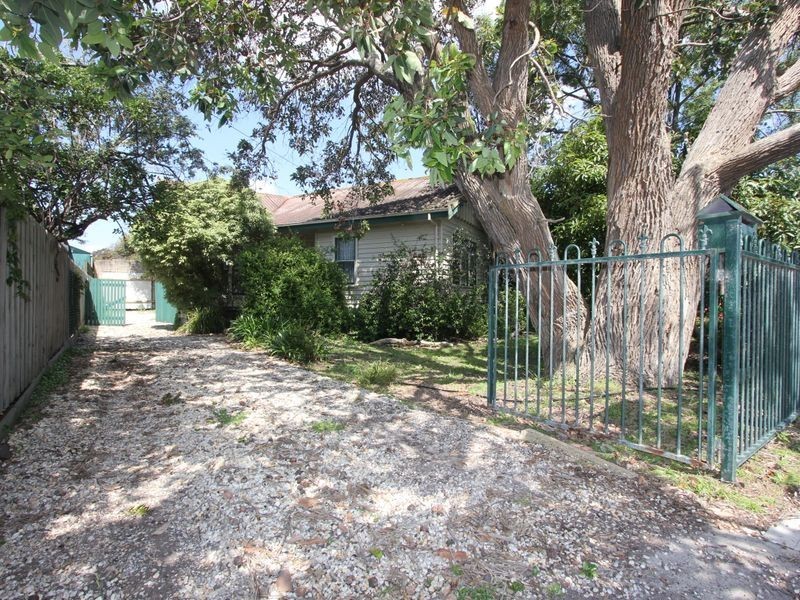 109 Kananook Avenue, Seaford VIC 3198