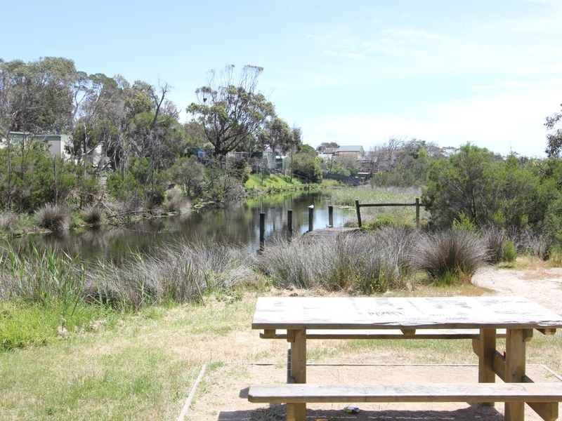 109 Kananook Avenue, Seaford VIC 3198