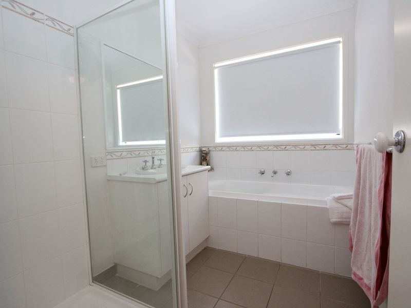 10 Mina Court, Carrum Downs VIC 3201