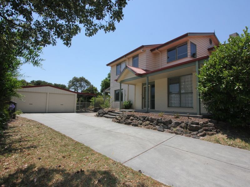 7 Wallace Avenue, Frankston VIC 3199