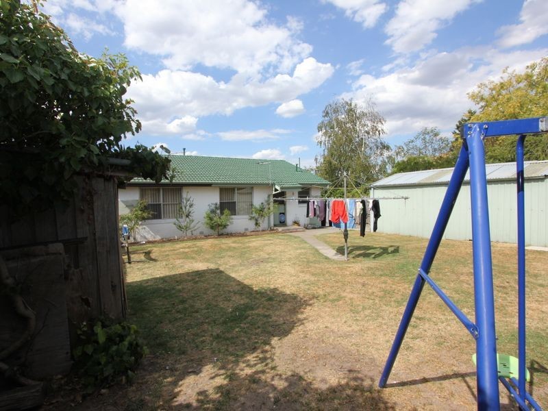 13 Bursaria Crescent, Frankston North VIC 3200