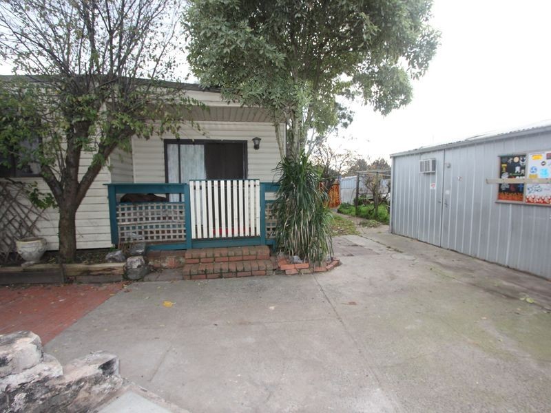 33 Bouvardia Crescent, Frankston North VIC 3200