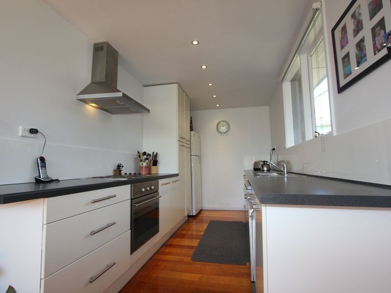 84 Fleetwood Cres, Frankston South VIC 3199