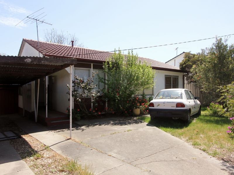 27 Moreton Street, Frankston North VIC 3200