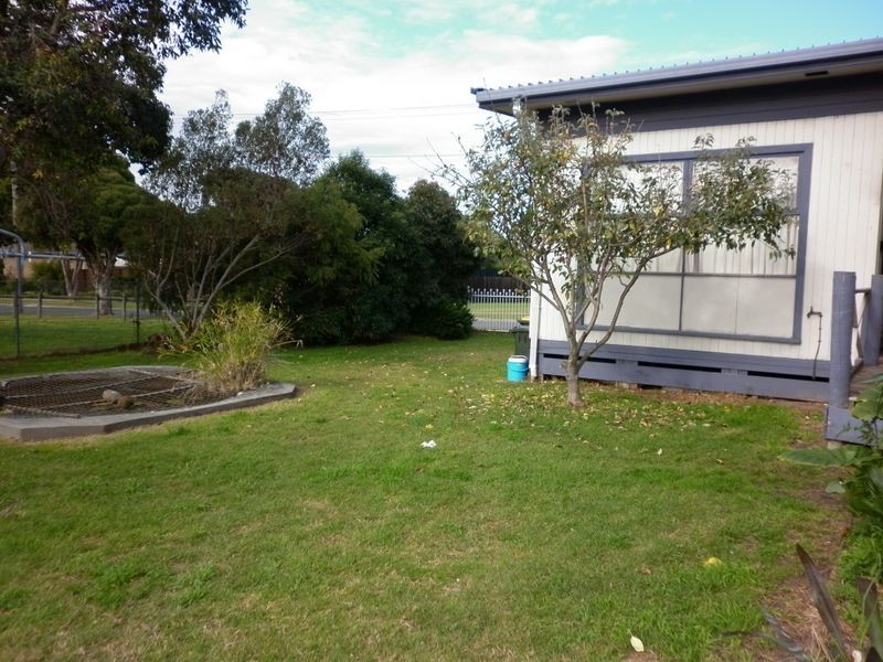 23 Gairloch Dve, Frankston VIC 3199