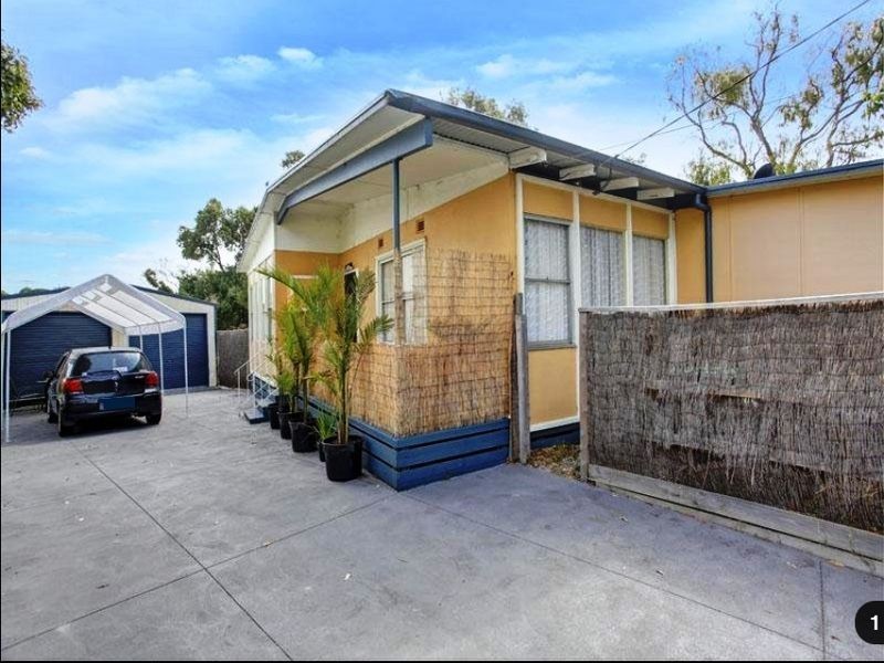 41 Norfolk Crescent, Frankston North VIC 3200