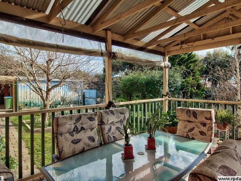 50 Eramosa Road East, Somerville VIC 3912