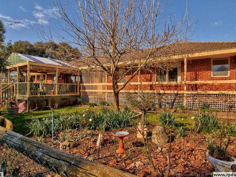 50 Eramosa Road East, Somerville VIC 3912