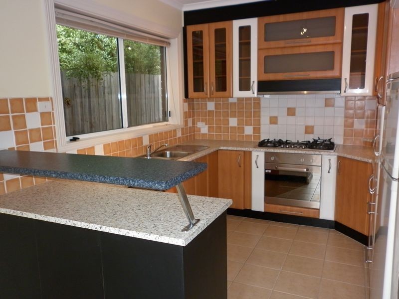 2/32 Fairway Street, Frankston VIC 3199