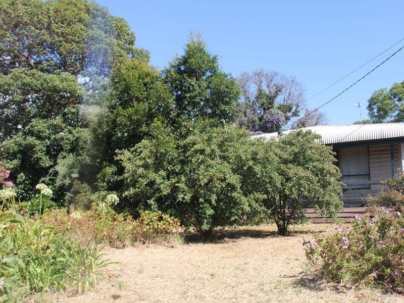 8 & 10 Frome Avenue, Frankston VIC 3199