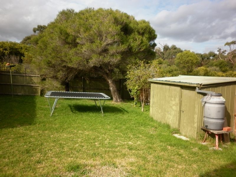 34 Honeysuckle Street, Frankston North VIC 3200