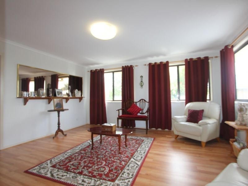 4 Ferndale Drive, Frankston VIC 3199