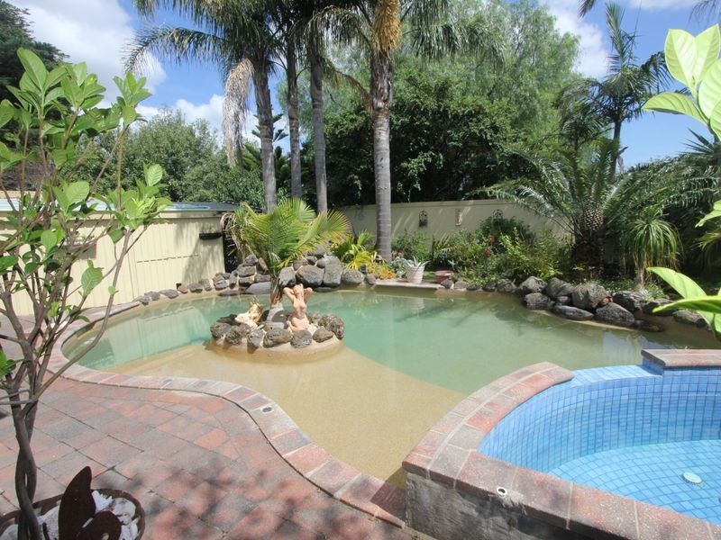 4 Ferndale Drive, Frankston VIC 3199