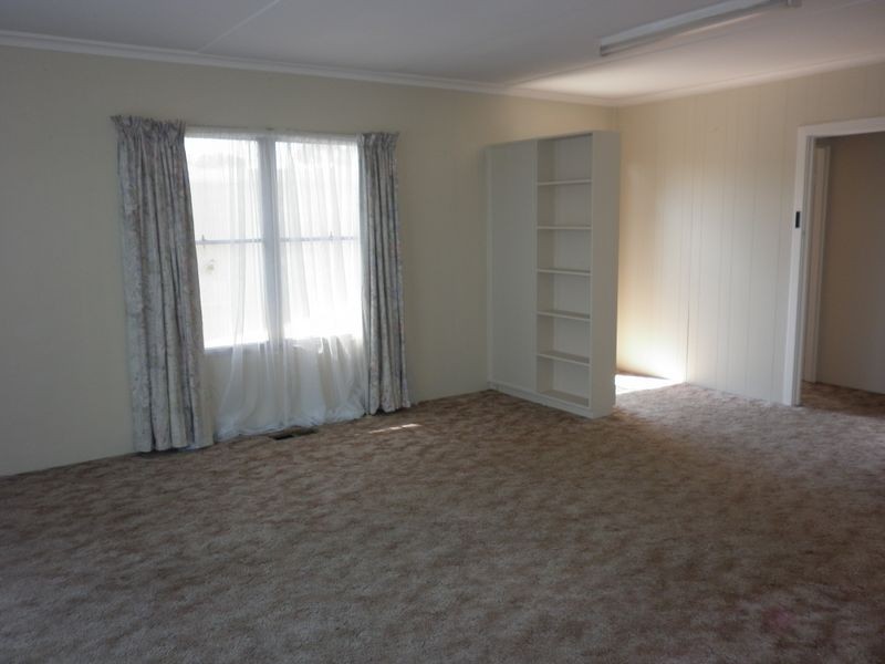 66 Forest Drive, Frankston North VIC 3200