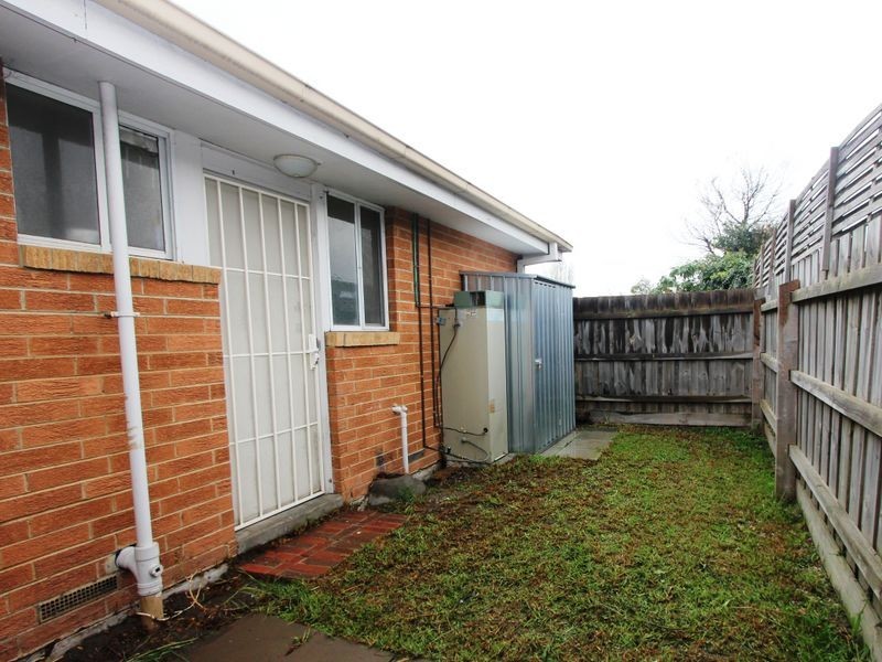 4/27-29 McMahons Road, Frankston VIC 3199