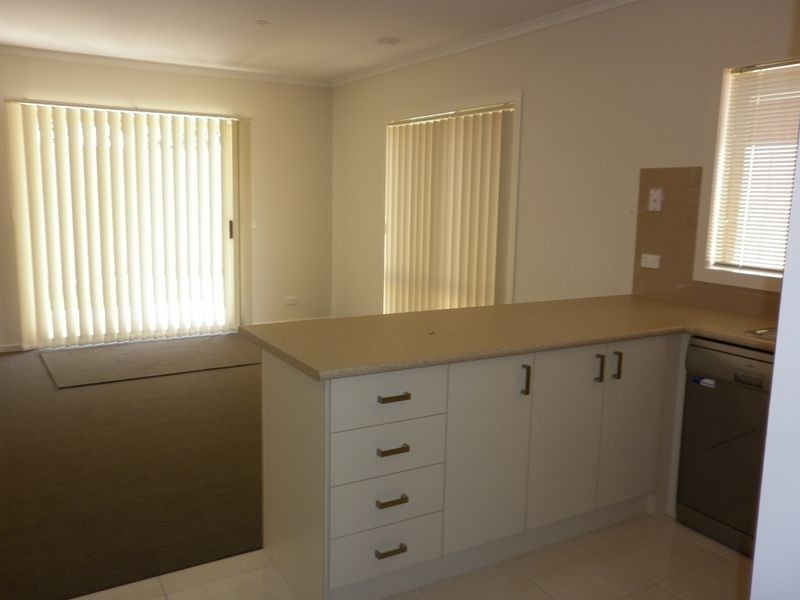 25/105 McMahons Road, Frankston VIC 3199