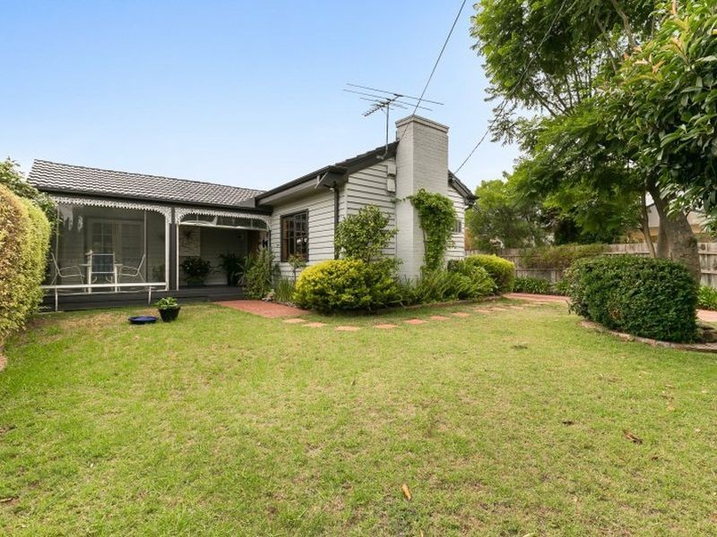 5 Tower Avenue, Frankston VIC 3199