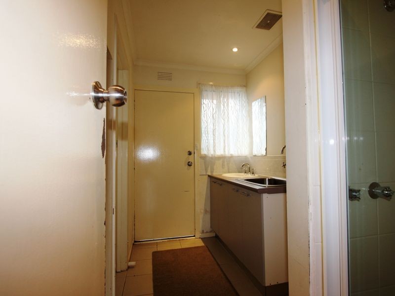 3/27 -29 McMahons Road, Frankston VIC 3199