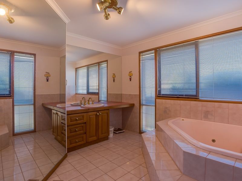 12 Australis Close, Langwarrin VIC 3910