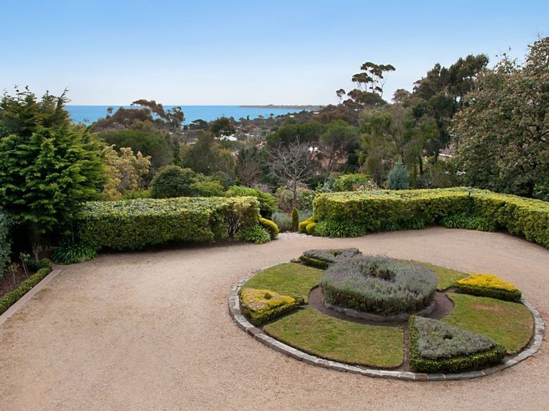 10 Greenslade Court, Mount Martha VIC 3934