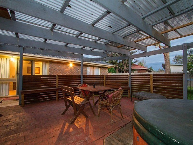 4 Grevillia Court, Frankston VIC 3199