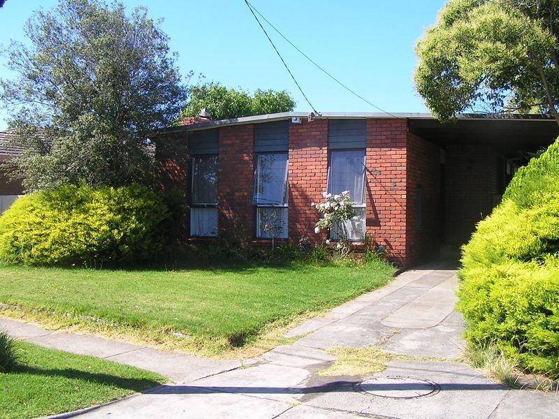 82 Wangarra Road, Frankston VIC 3199