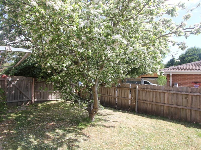 1/110 Dunsterville Crescent, Frankston VIC 3199