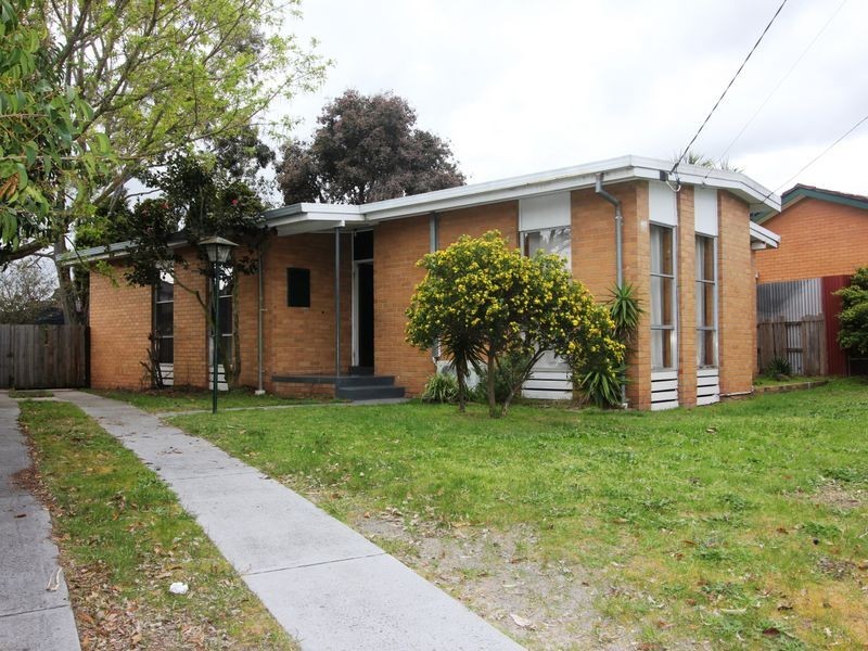 137 Monterey Boulevard, Frankston North VIC 3200