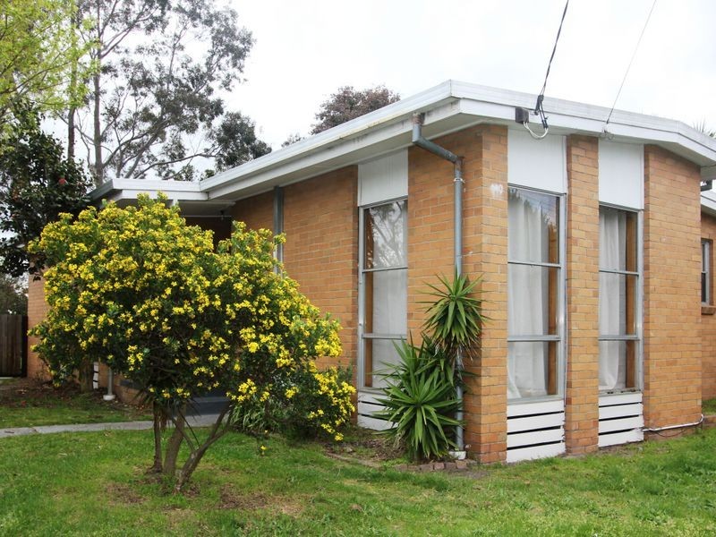 137 Monterey Boulevard, Frankston North VIC 3200