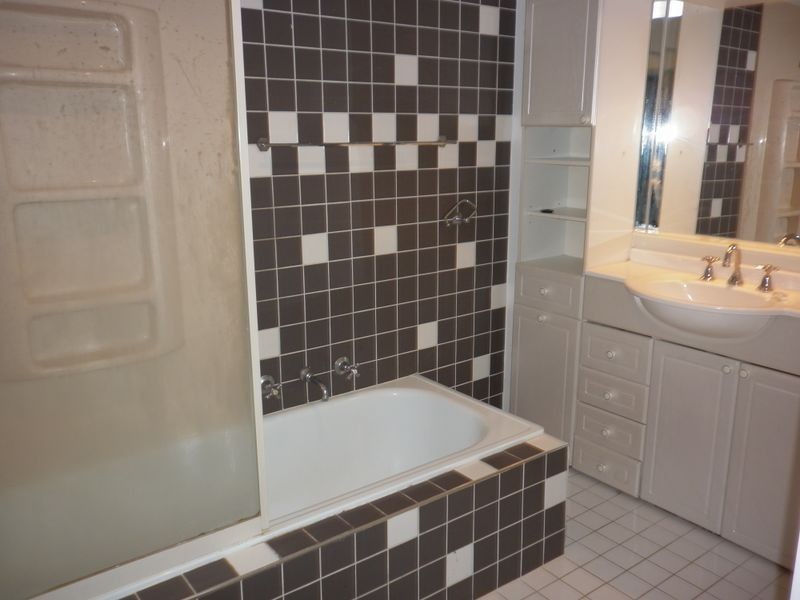 1/2 Corio Avenue, Frankston South VIC 3199