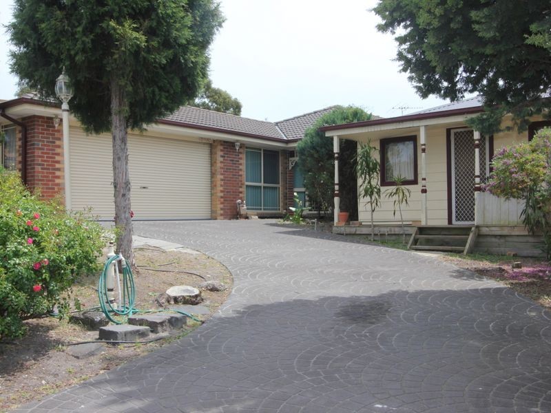 30 Richard Drive, Langwarrin VIC 3910