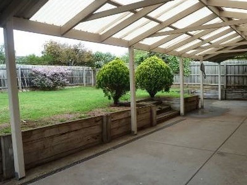 40 Carramar Drive, Frankston VIC 3199