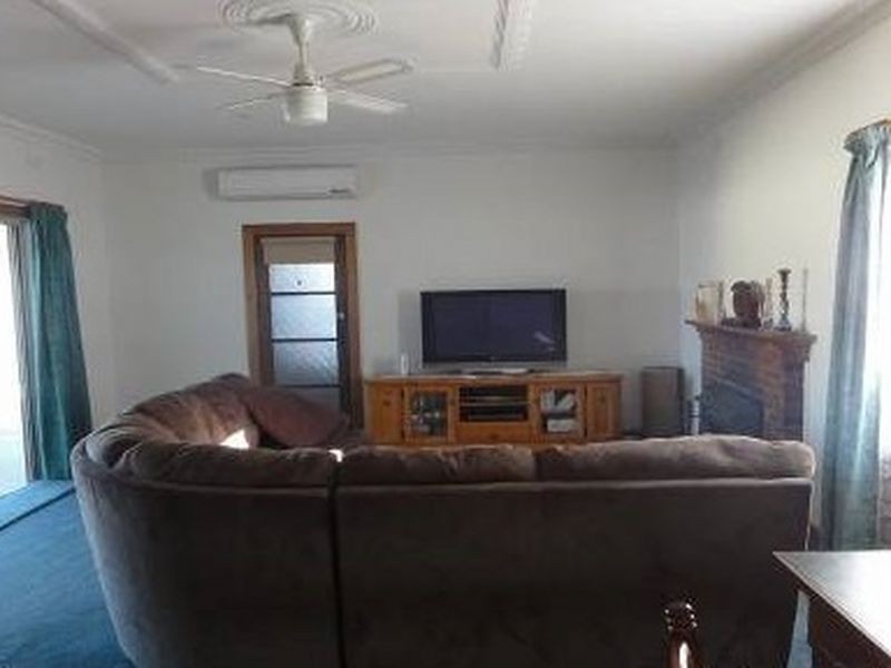 5 Ruddville Avenue, Korumburra VIC 3950