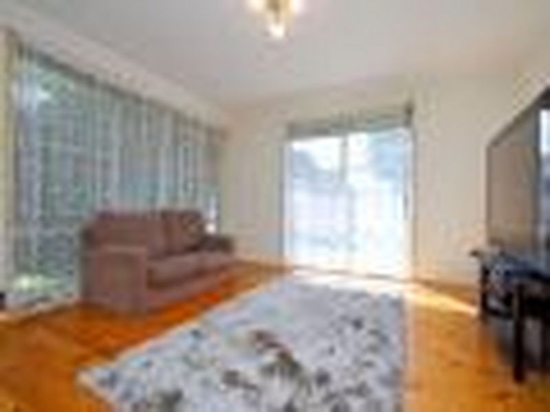 60 Tamarisk Drive, Frankston North VIC 3200