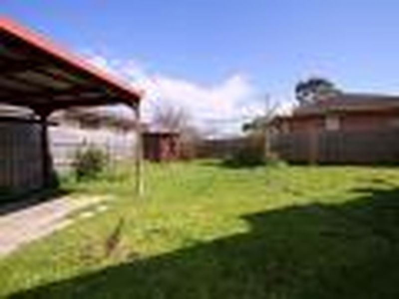 60 Tamarisk Drive, Frankston North VIC 3200