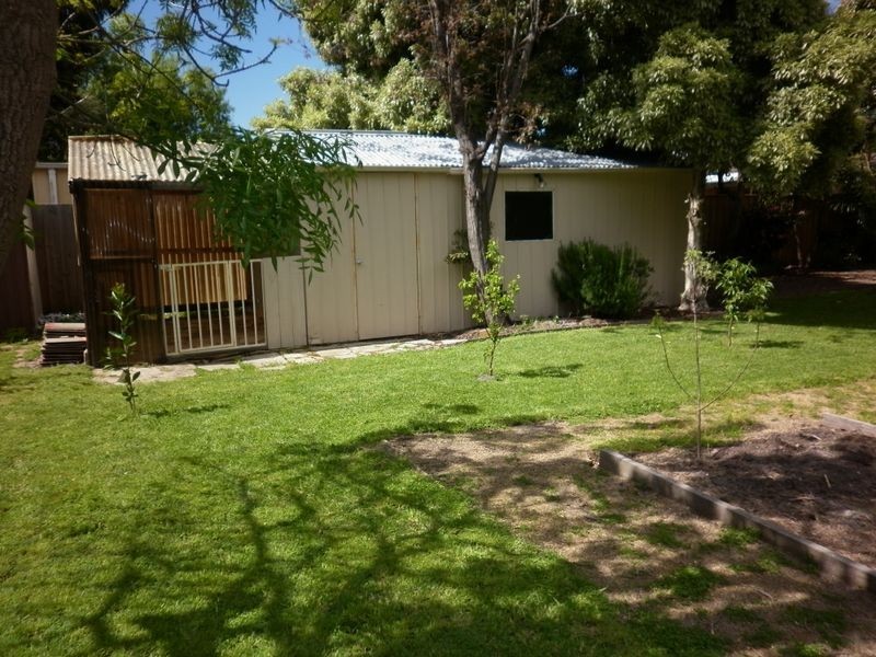 13 Hamilton Grove, Frankston South VIC 3199