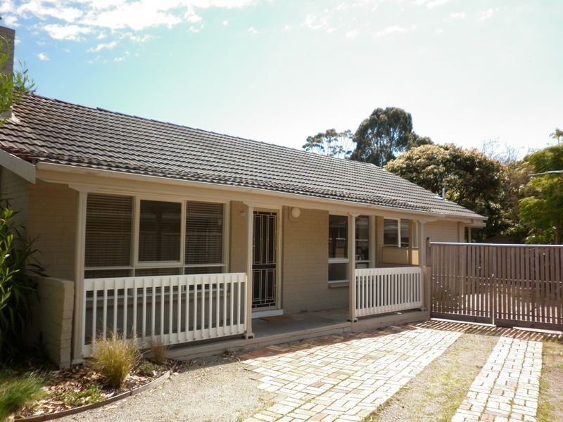 13 Hamilton Grove, Frankston South VIC 3199