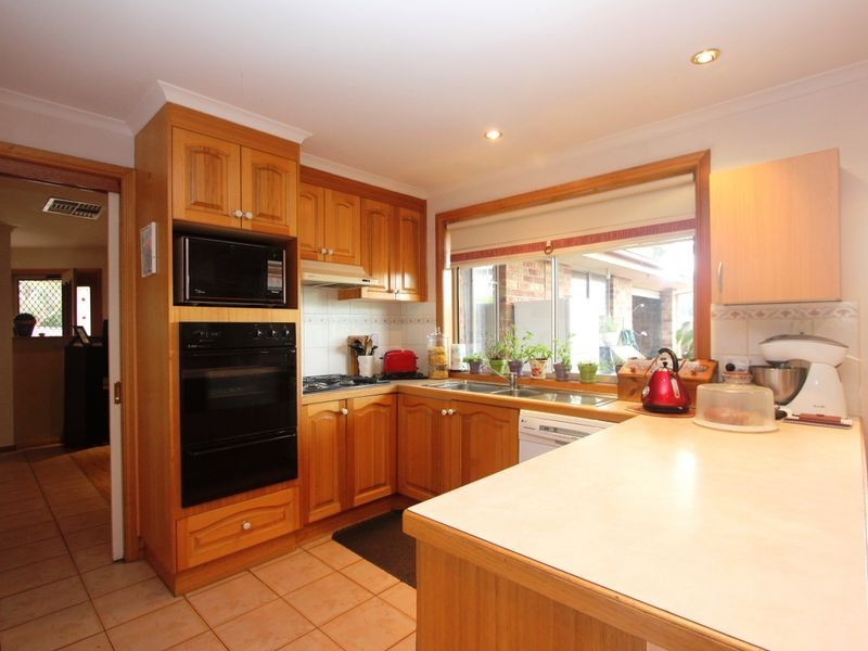 5 Market Court, Skye VIC 3977