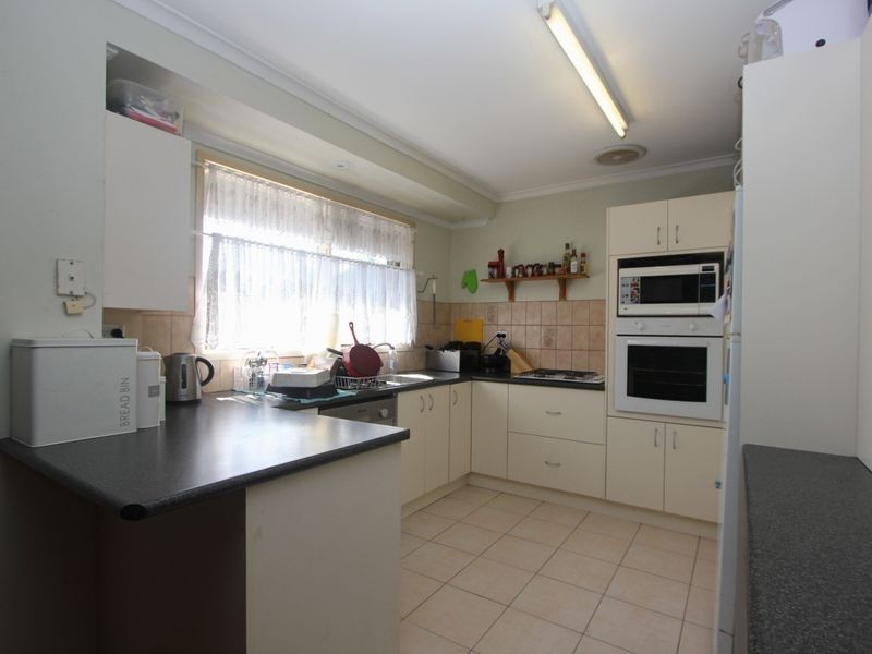 34 Coprosma Avenue, Frankston VIC 3199