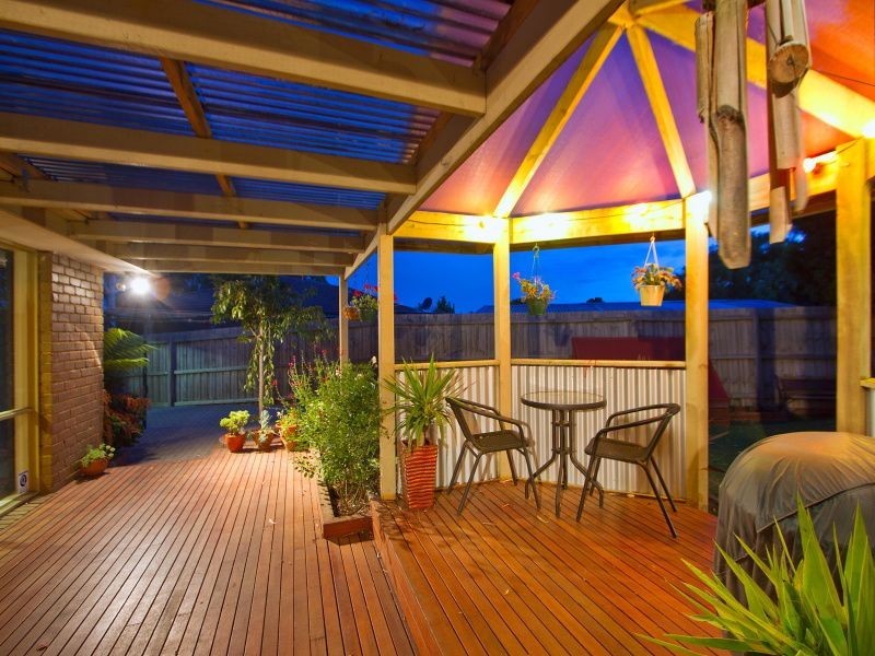 73 Dunsterville Crescent, Frankston VIC 3199