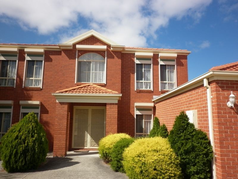 32 Manchester Drive, Skye VIC 3977