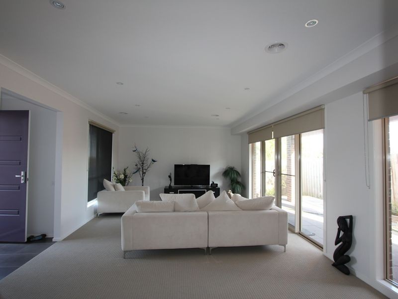 2/35 Nursery Avenue, Frankston VIC 3199