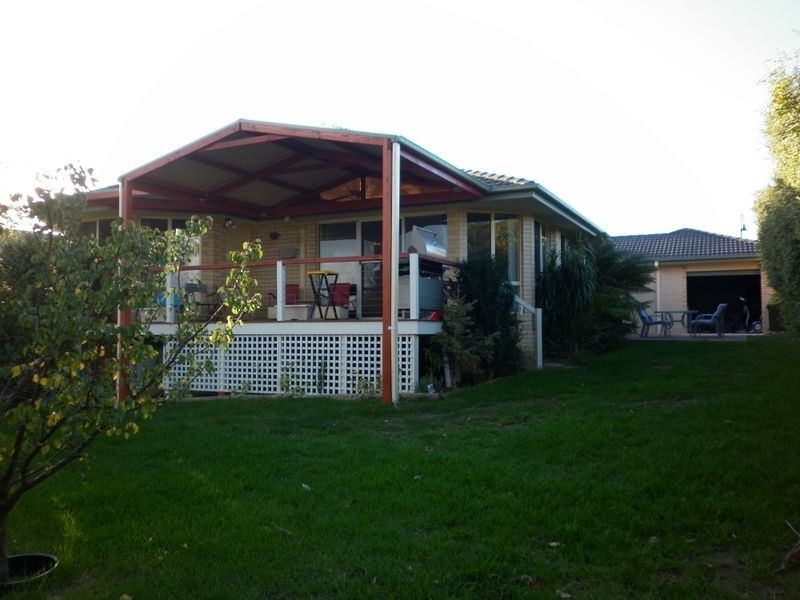 44 Escarpment Drive, Frankston South VIC 3199